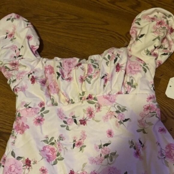 Altar'd State Mariana Puff Sleeves Pink Floral on White Mini Dress XS🆕⌚📦🏃💨🚚 - Picture 4 of 9
